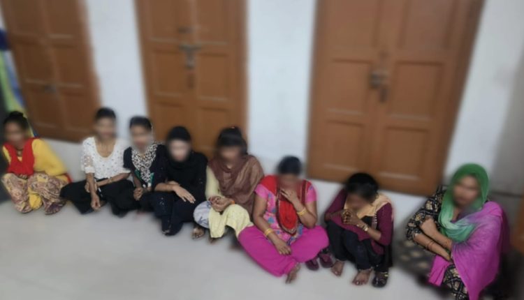 Doon police action against those who behave indecent in public places, Doon police arrested 8 women