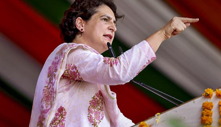 Priyanka broke her silence on the letter sent by Kharge, said - poison has dissolved in politics